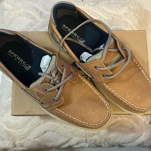 Sperry Top-side
